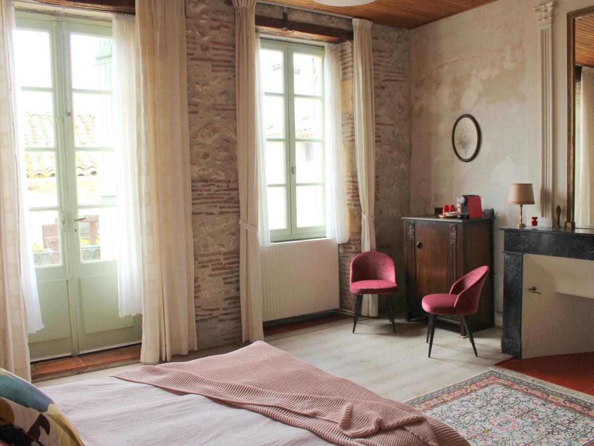 Bed and Breakfast Madamenfrance Monclar-d'Agenais Екстер'єр фото