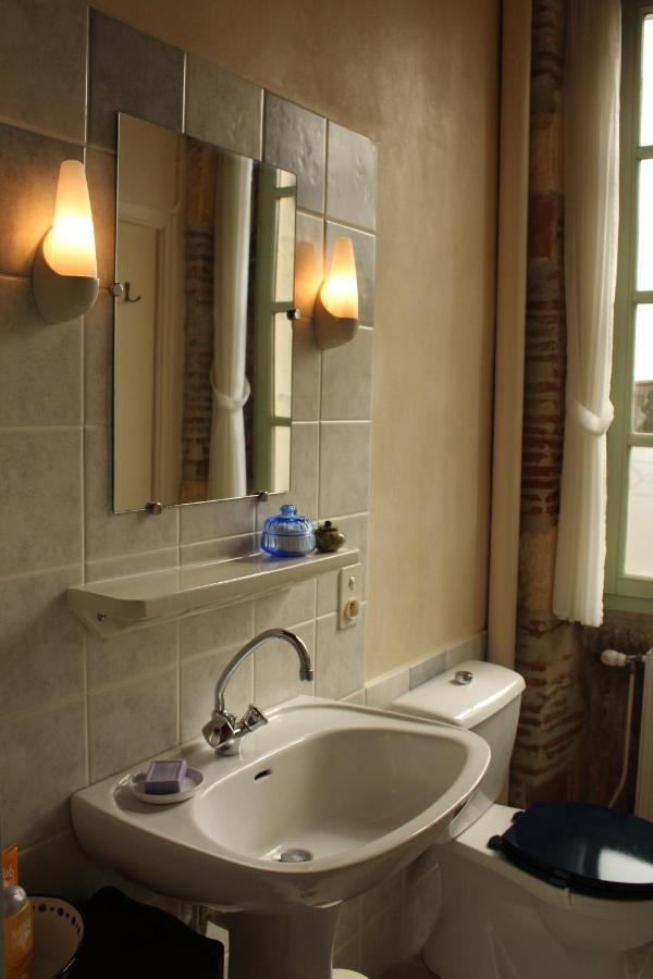 Bed and Breakfast Madamenfrance Monclar-d'Agenais Екстер'єр фото